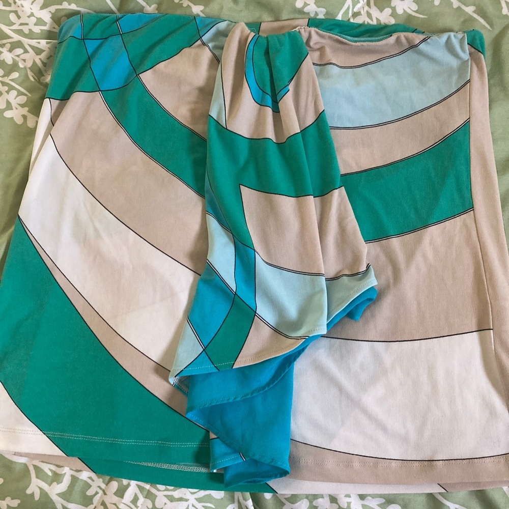 Strapless top